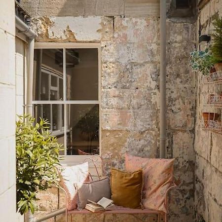 Primrose Cottage - With Private Courtyard & Sun Terrace In Central Μπαθ Εξωτερικό φωτογραφία